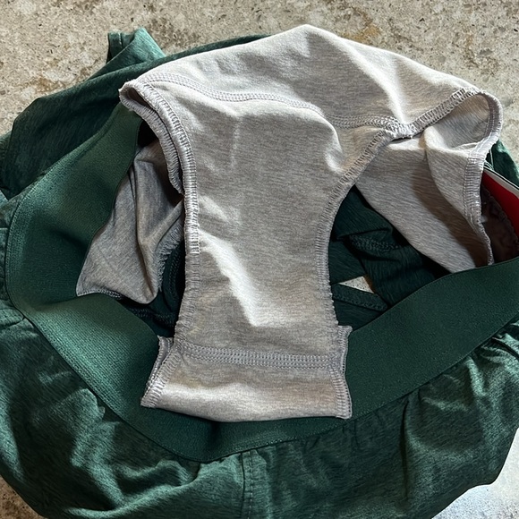 Tracksmith session shorts - Picture 5 of 5